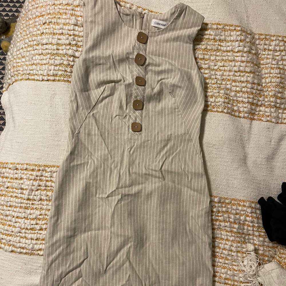 Calvin Klein striped Sleeveless button Dress size 4
